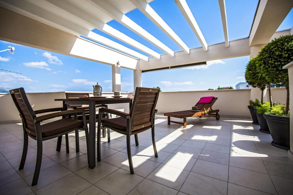 Rooms Margarita Stobreč Екстериор снимка